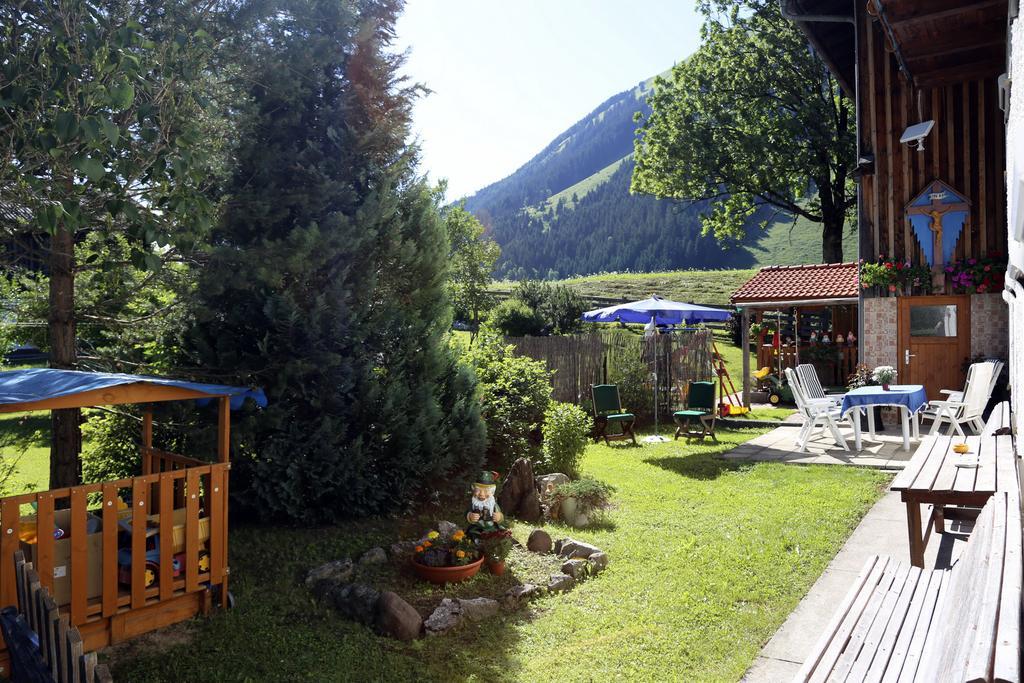 Ferienhaus Wechner Häselgehr Екстериор снимка